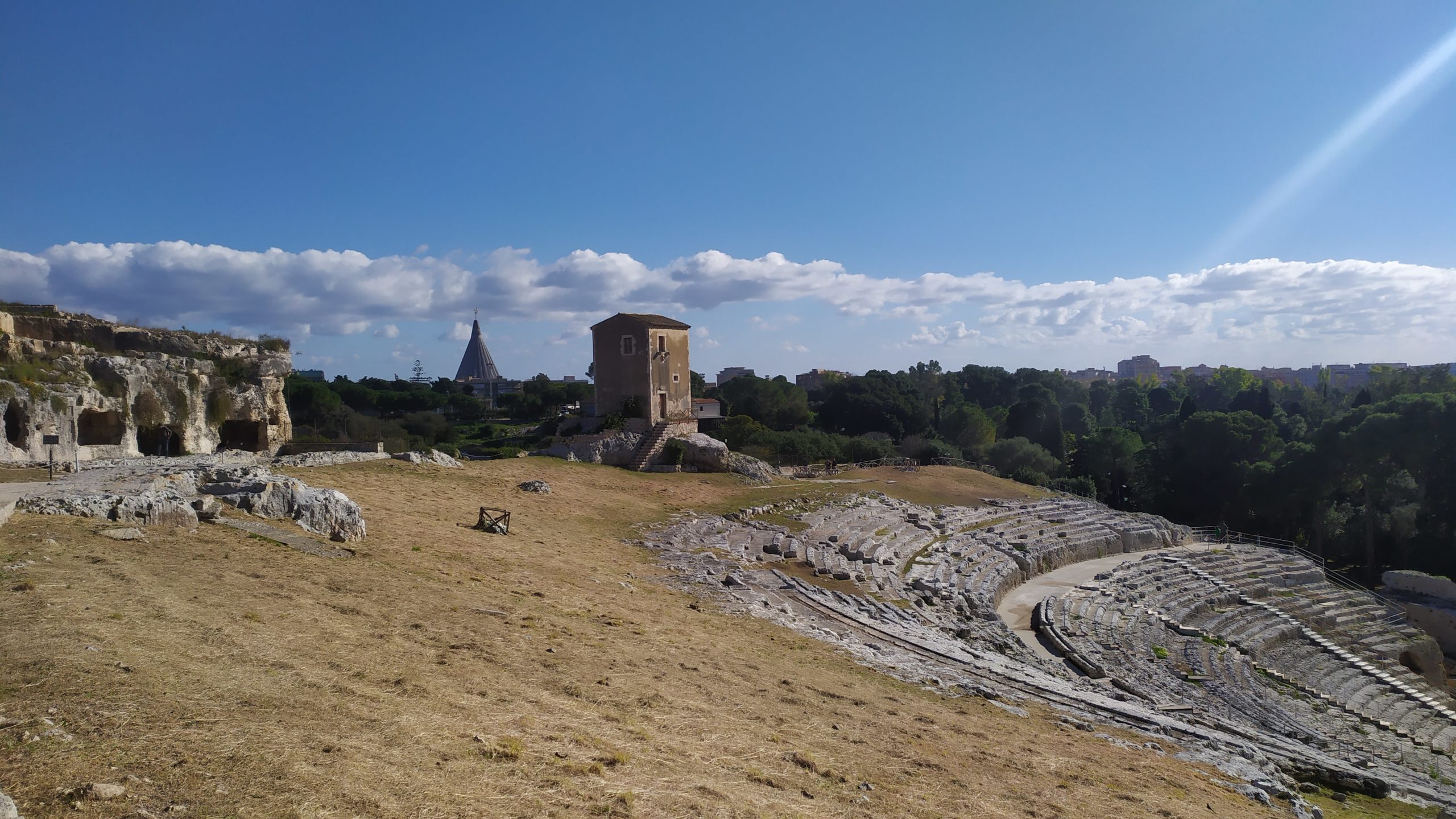 Un site historique de Syracuse montre les traces d'un amphithéâtre